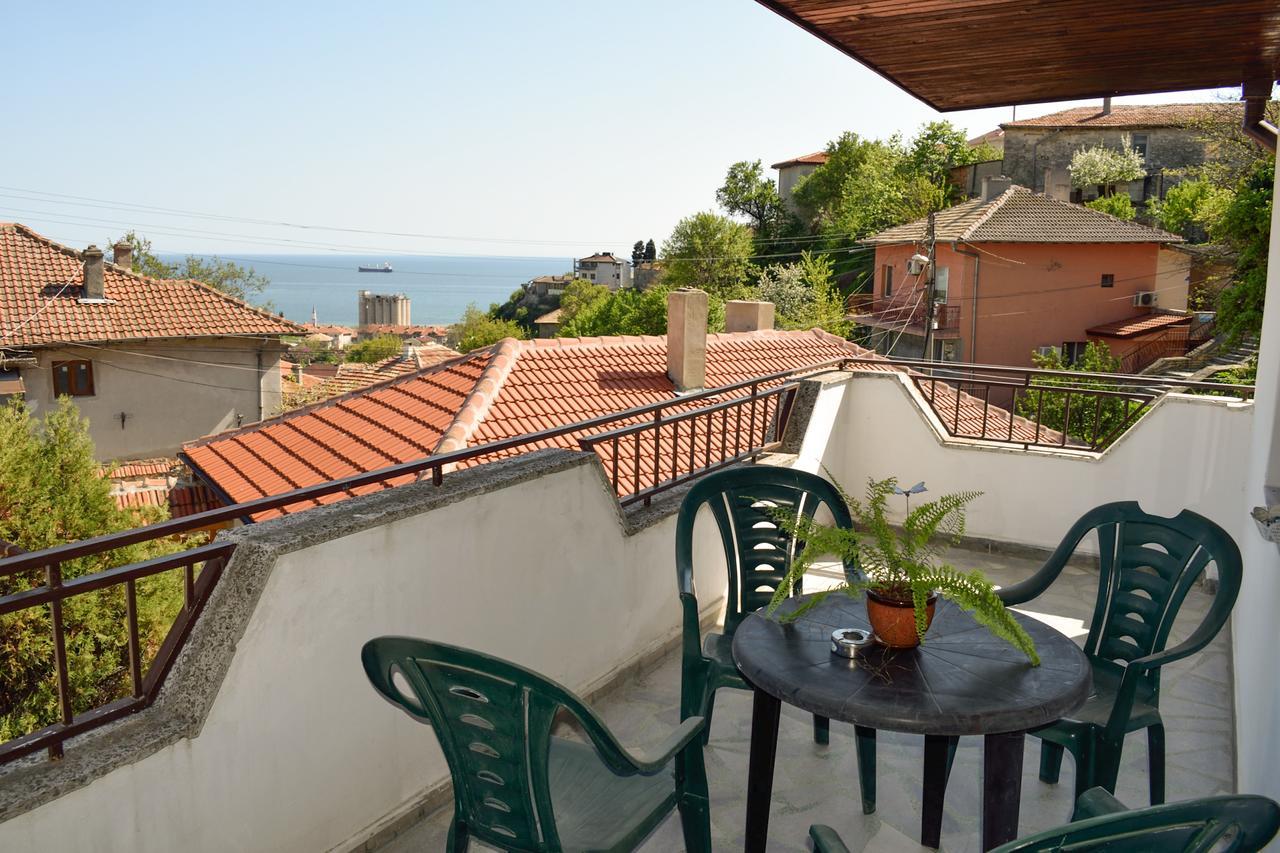 Guest House Villa Katty Balchik Esterno foto