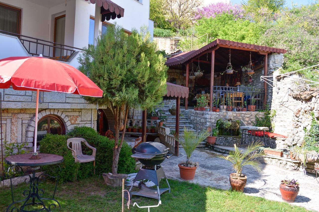 Guest House Villa Katty Balchik Esterno foto
